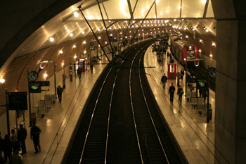 地下にあるモナコ駅